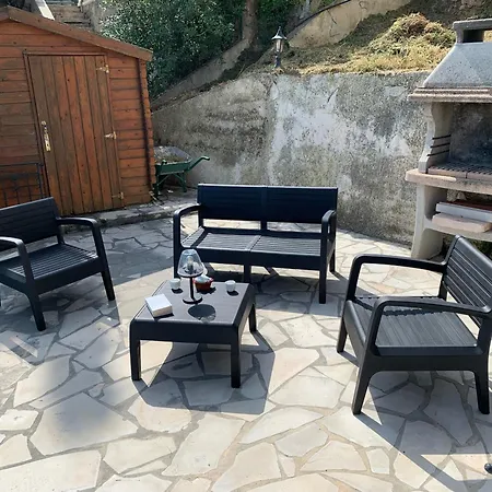 Bas De Avec Vue Degagee Apartmán