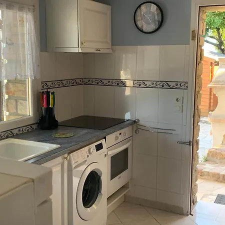 Bas De Avec Vue Degagee Lägenhet *