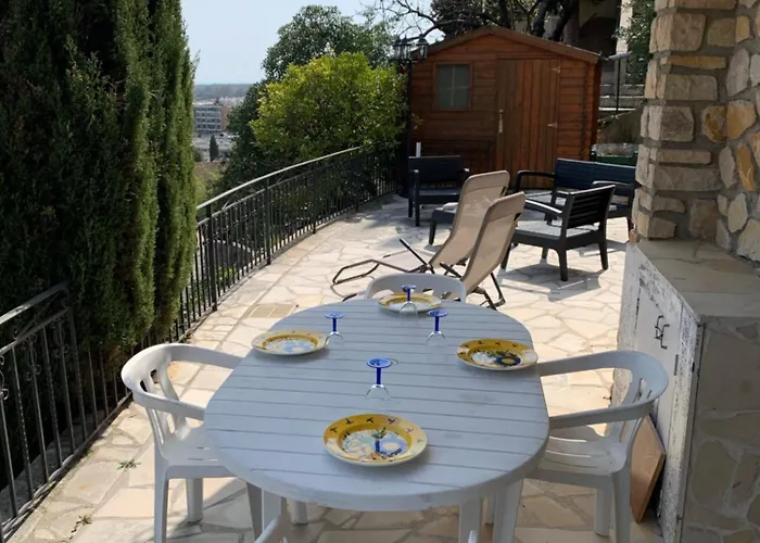 Lägenhet Bas De Avec Vue Degagee *